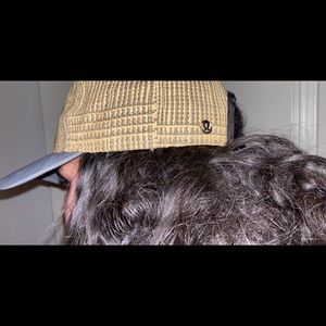 Lulu Lemon — Tweed Hat